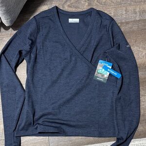 Columbia Women's Deep Blue V-Neck Sweater